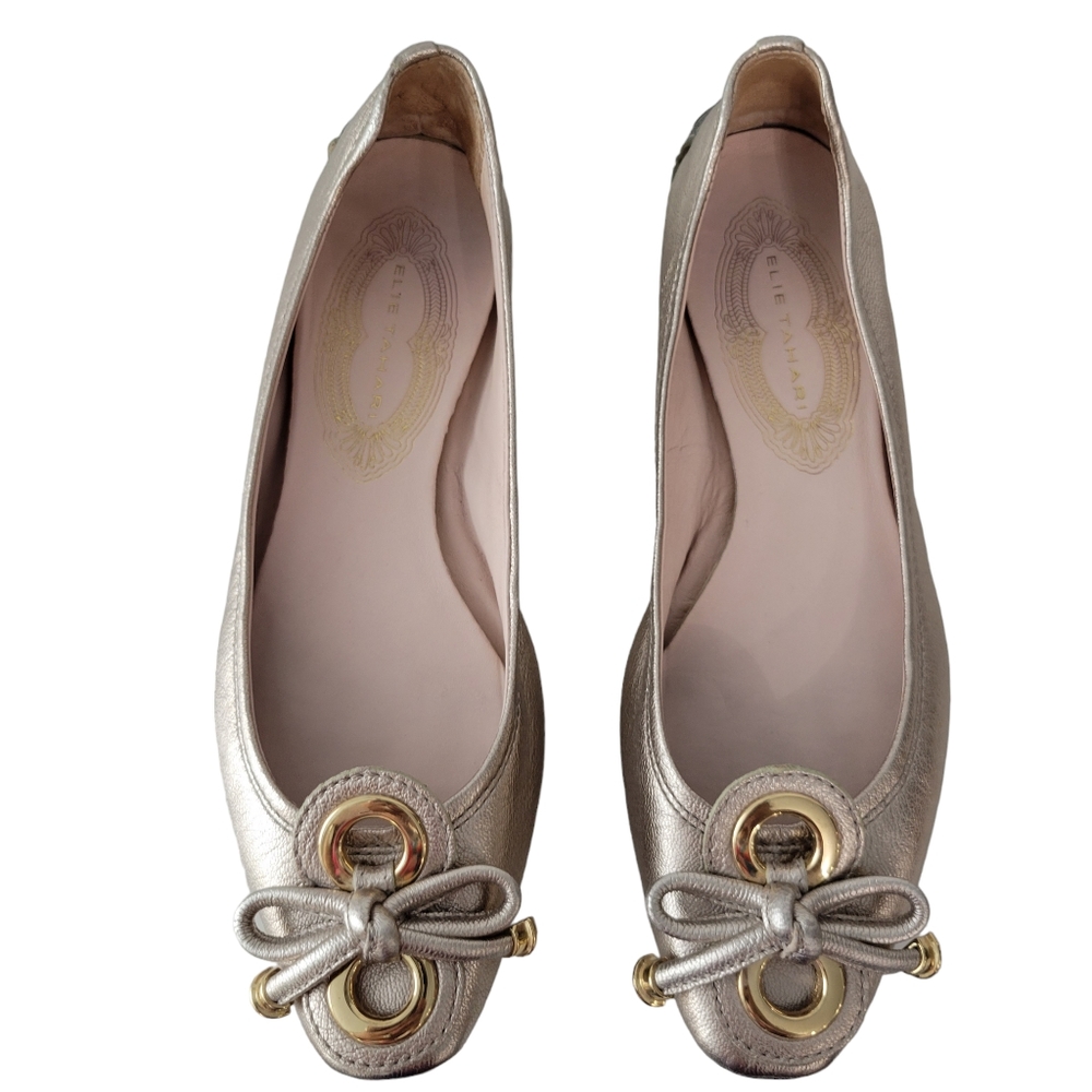 Elie Tahari Metallic leather driving shoe Sz 6